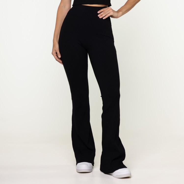 Calça Flare Canelada
