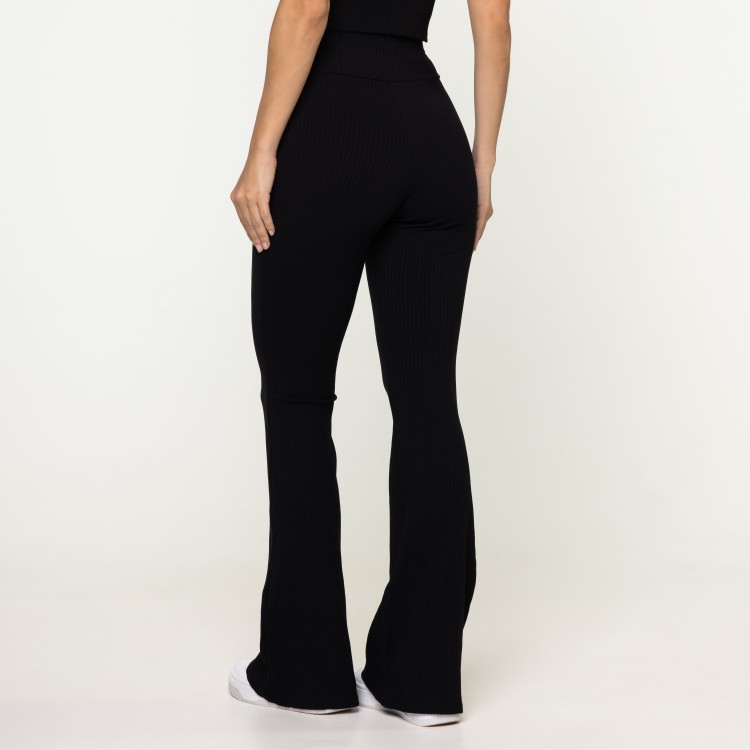 Calça Flare Canelada