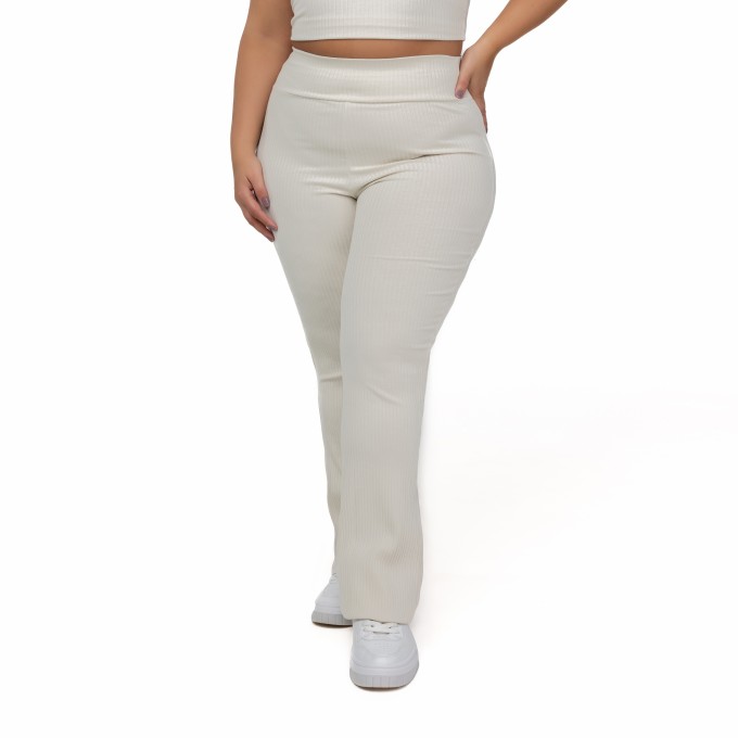Calça Flare Canelada